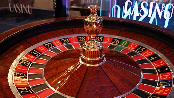 sabangbet live-dealer studio with professional lighting and multiple camera angles